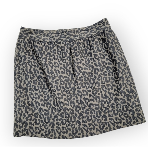 Banana Republic Cheetah Print Textured Skirt Size 4P - Picture 1 of 15